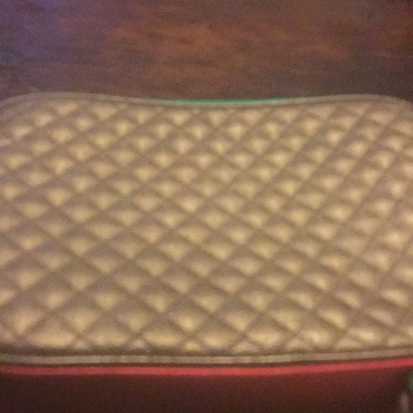 Red green and gold Gucci shoulder bag like new - Picture 2 of 8